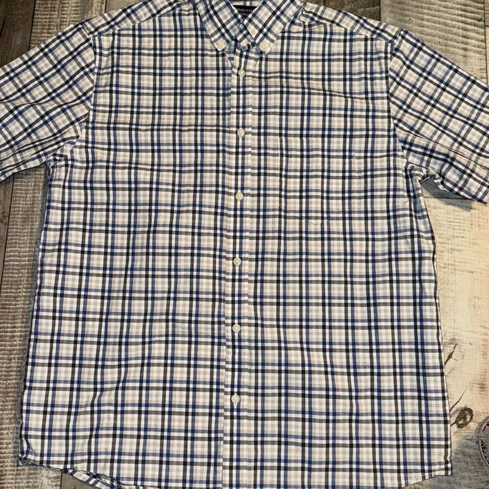 ROUNDTREE & YORKE Mens‎ shirt- size M